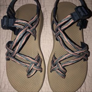 Chacos size 9